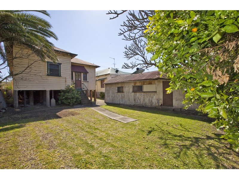 31 Crebert Street, Mayfield East NSW 2304