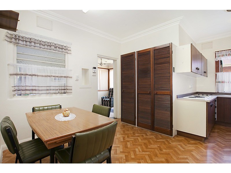 1 Lomond Street, Stockton NSW 2295