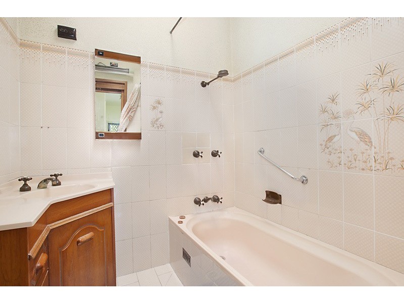 1 Lomond Street, Stockton NSW 2295