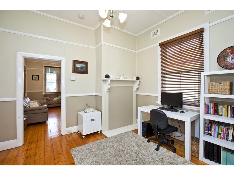 77 Braye Street, Mayfield NSW 2304