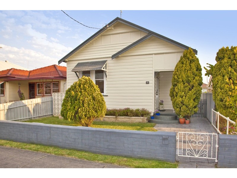 77 Braye Street, Mayfield NSW 2304