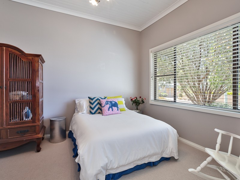 4 Dawson Street, Waratah NSW 2298