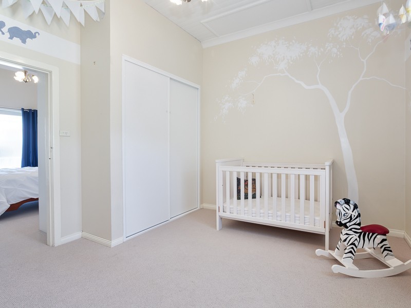 4 Dawson Street, Waratah NSW 2298