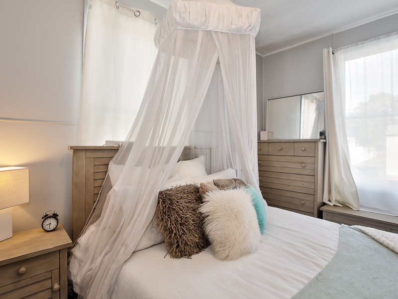 9 Teralba Road, Broadmeadow NSW 2292