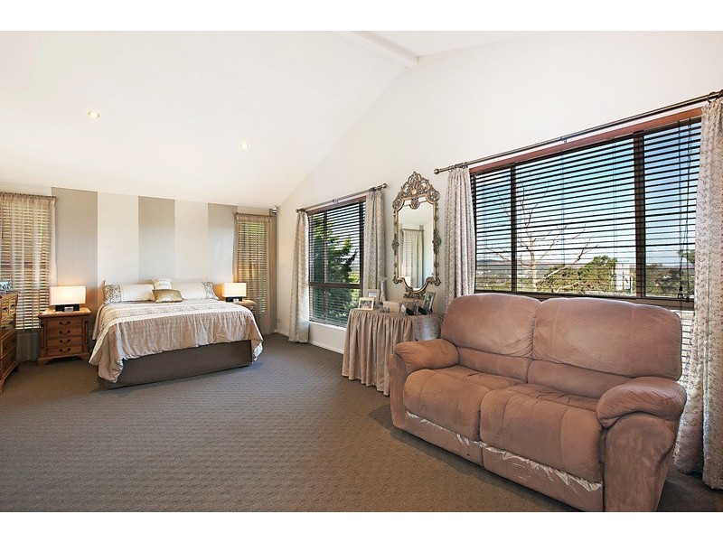 35 Sturt Street, Tingira Heights NSW 2290