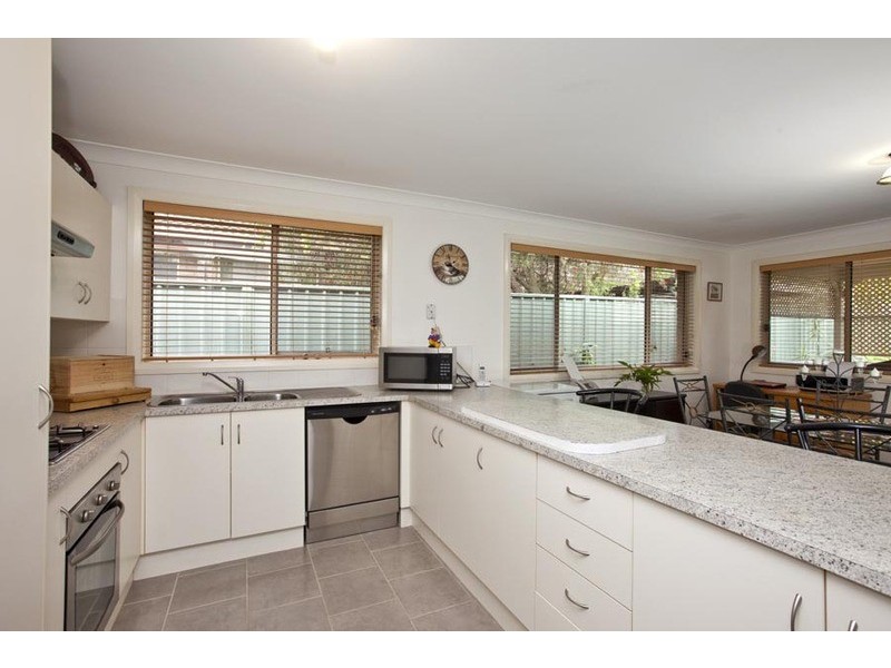 17 Swainson Street, Mayfield East NSW 2304