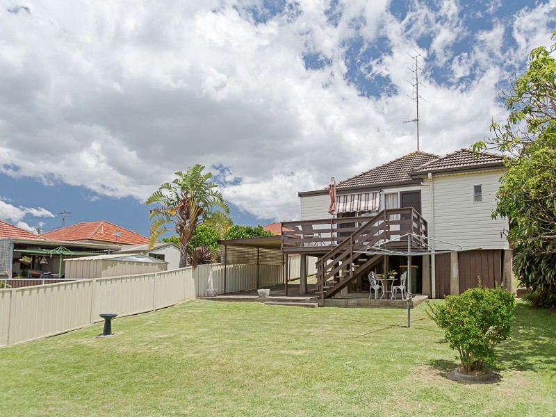 7 Schroder Ave, Waratah NSW 2298