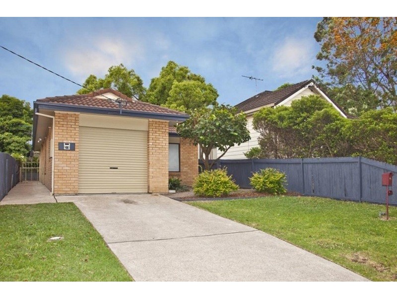 4 Durham Street, Mayfield NSW 2304