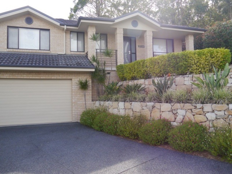 9 Bangalore Place, Cameron Park NSW 2285