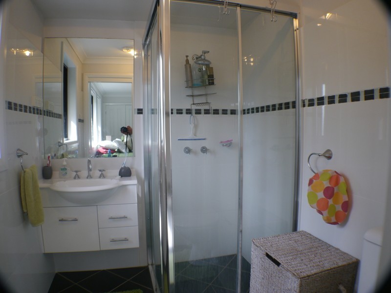 9 Bangalore Place, Cameron Park NSW 2285