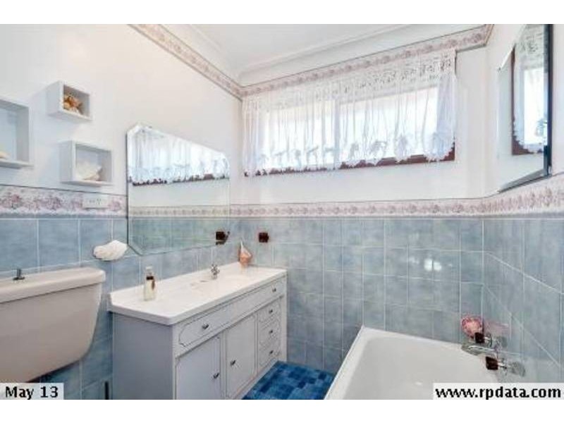 1 /17 Campbell Street, Warners Bay NSW 2282