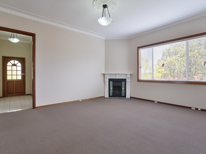 85 Lambton Rd, Waratah NSW 2298