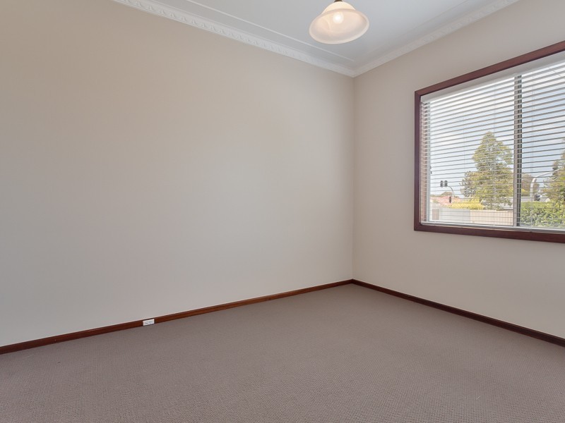 85 Lambton Rd, Waratah NSW 2298