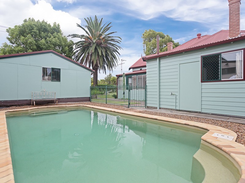 16 Lorna Street, Waratah NSW 2298