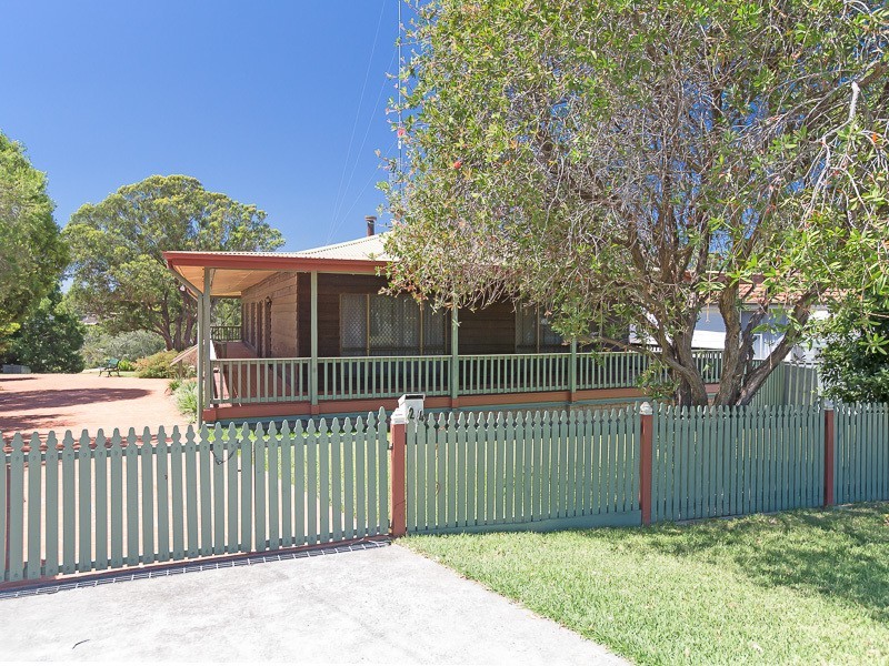 24 Mort Street, Shortland NSW 2307