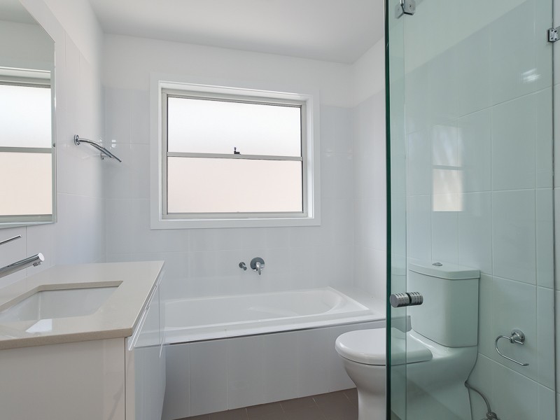 2/13 Margaret Street, Warners Bay NSW 2282