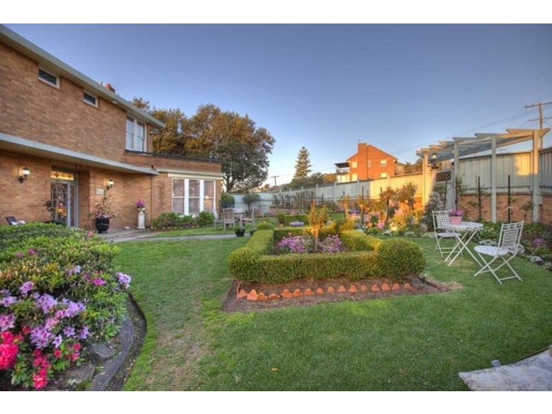 24  Fenton Ave, Newcastle NSW 2300