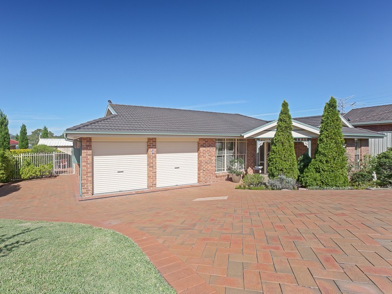 4 Mabellae Place, Warabrook NSW 2304