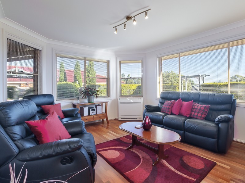 4 Mabellae Place, Warabrook NSW 2304