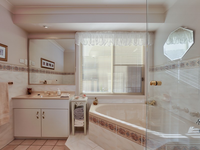 4 Mabellae Place, Warabrook NSW 2304