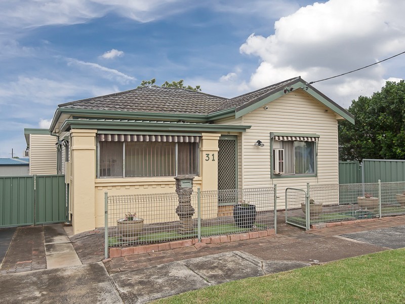 31 Vickers Street, Mayfield NSW 2304