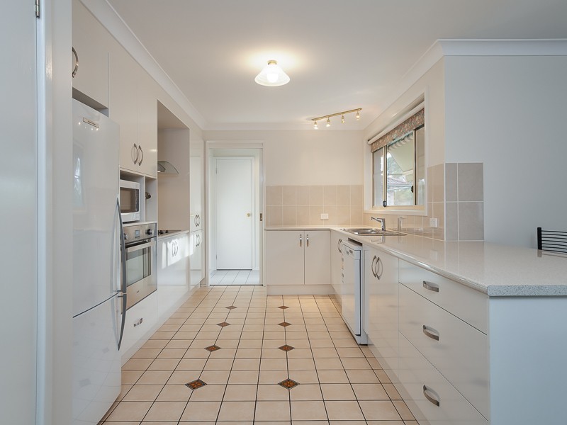 20 Bakeri Cicuit, Warabrook NSW 2304