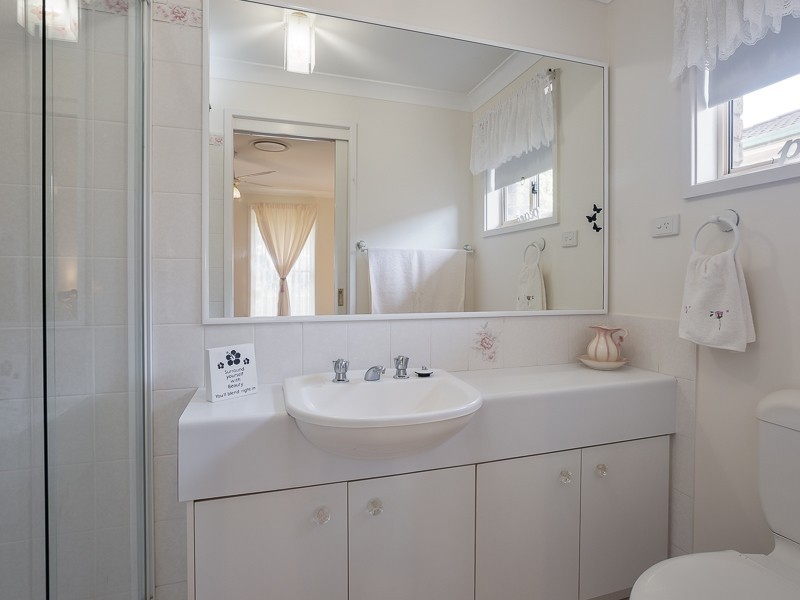 20 Bakeri Cicuit, Warabrook NSW 2304