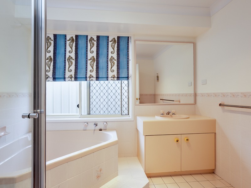 20 Bakeri Cicuit, Warabrook NSW 2304