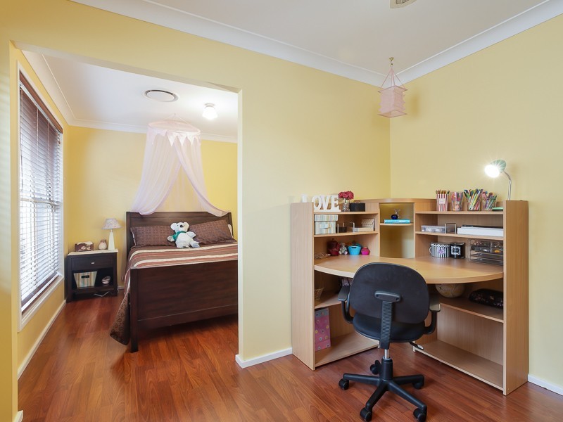 20 Bakeri Cicuit, Warabrook NSW 2304