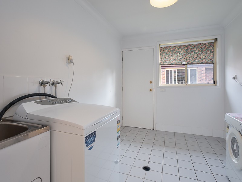 20 Bakeri Cicuit, Warabrook NSW 2304