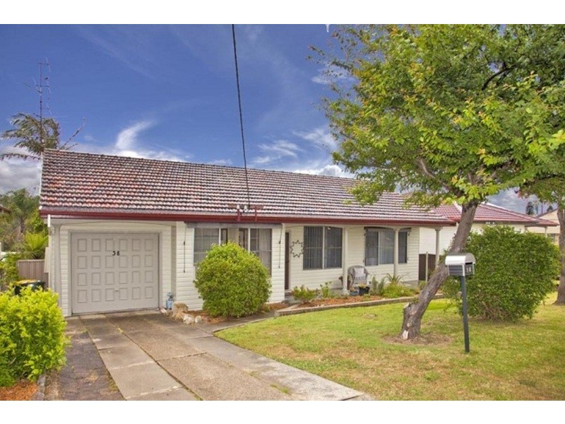 38 Kendall Street, Charlestown NSW 2290