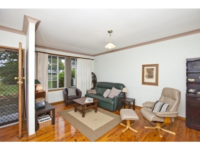 38 Kendall Street, Charlestown NSW 2290