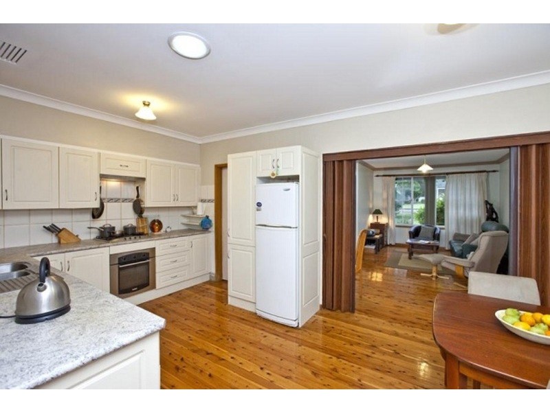 38 Kendall Street, Charlestown NSW 2290