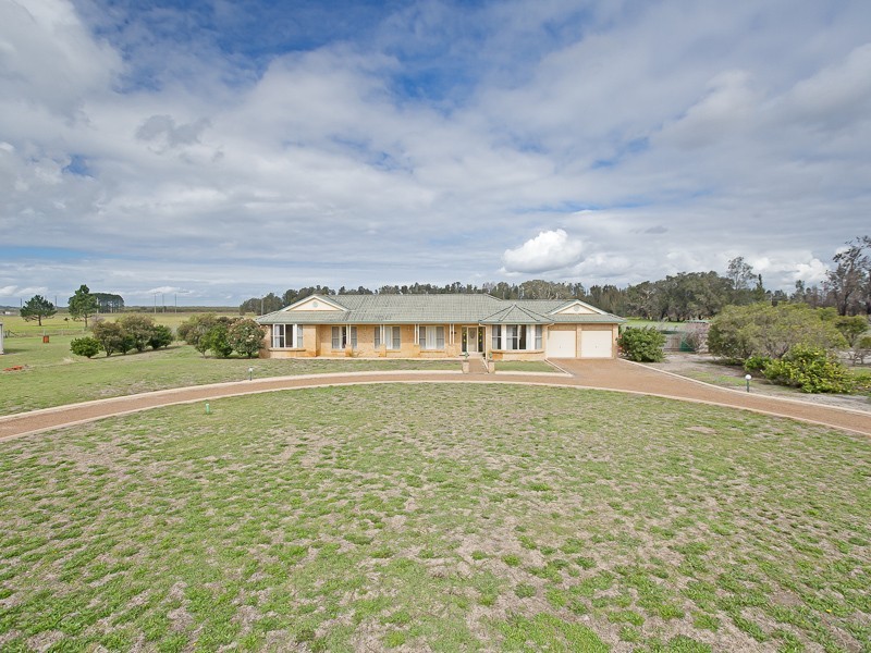343 Cabbage Tree Rd, Williamtown NSW 2318