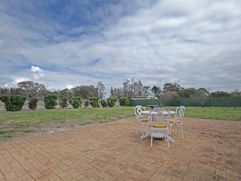 343 Cabbage Tree Rd, Williamtown NSW 2318