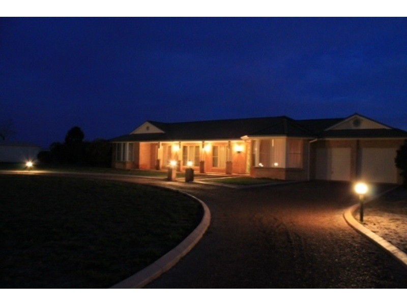 343 Cabbage Tree Rd, Williamtown NSW 2318