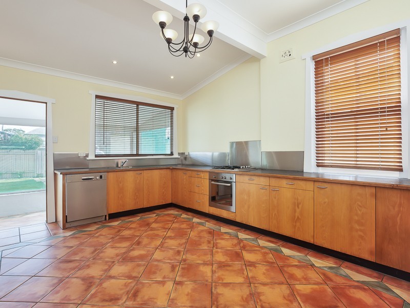 23 Cowper Street, Georgetown NSW 2298