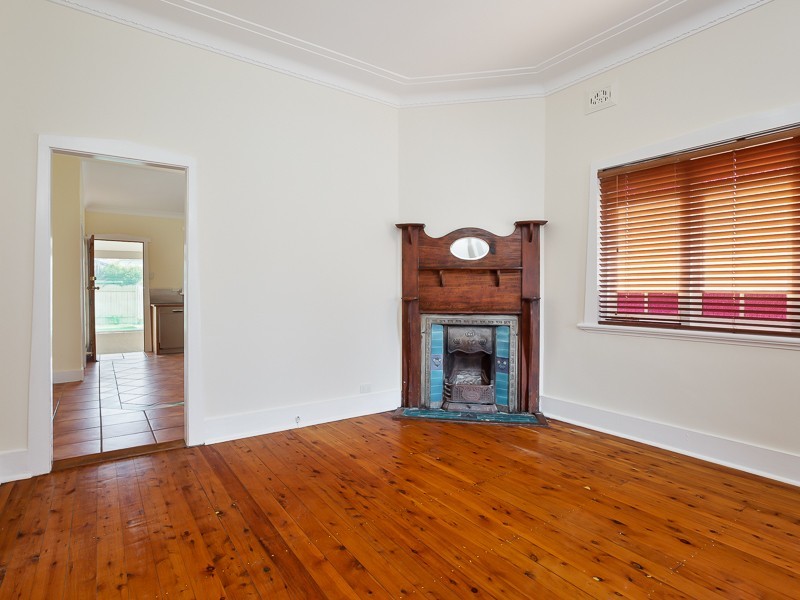 23 Cowper Street, Georgetown NSW 2298