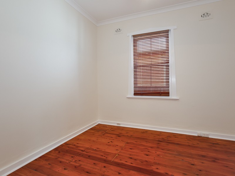 23 Cowper Street, Georgetown NSW 2298
