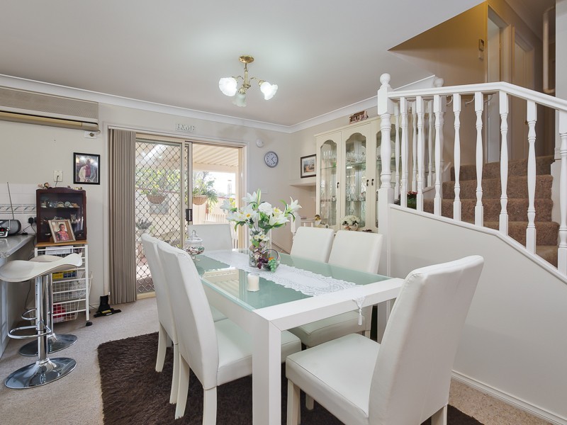 4/18 Glover Street, Belmont NSW 2280