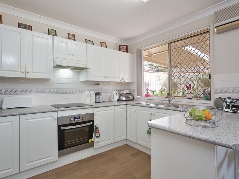 4/18 Glover Street, Belmont NSW 2280