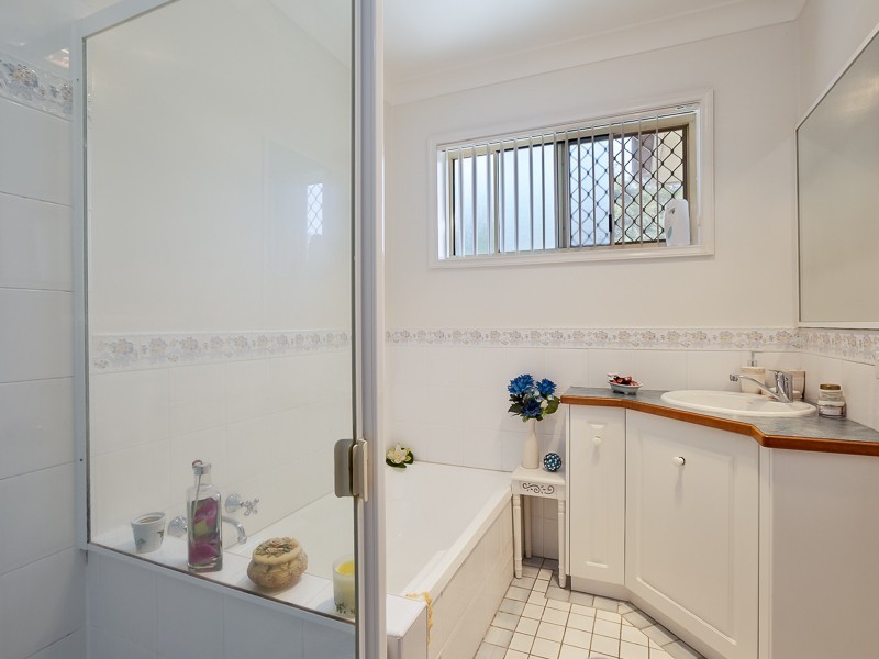 4/18 Glover Street, Belmont NSW 2280