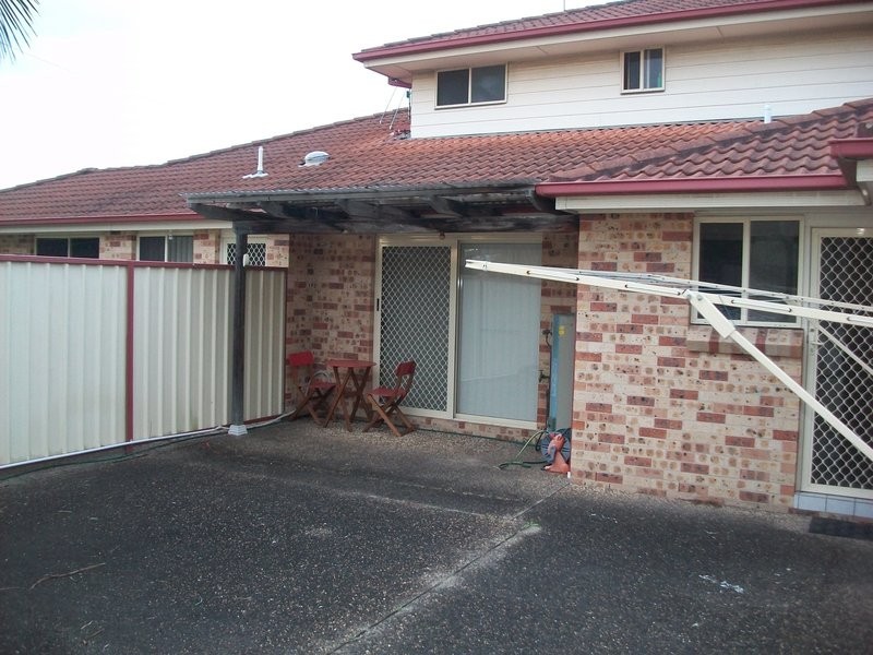 2/2 Bailey Street, Adamstown NSW 2289