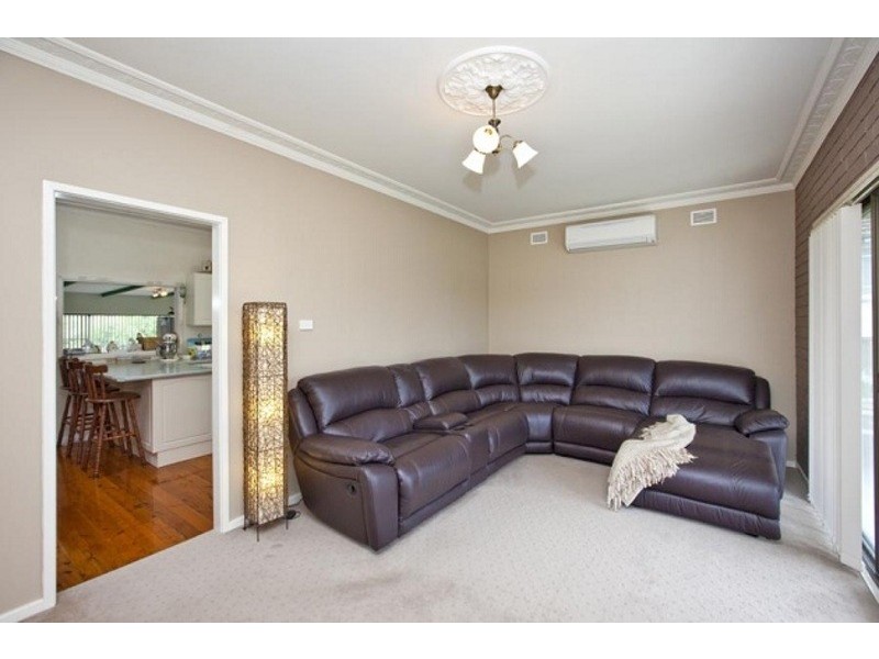 18 Robert Street, Jesmond NSW 2299