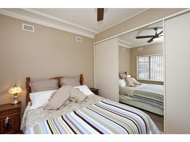 18 Robert Street, Jesmond NSW 2299