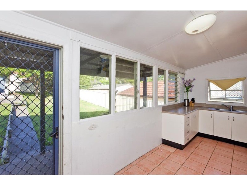 34 Fishing Point Rd, Rathmines NSW 2283