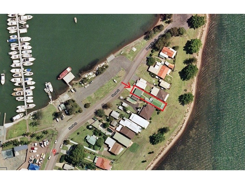 10 Nanda Street, Marmong Point NSW 2284