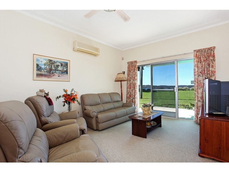 10 Nanda Street, Marmong Point NSW 2284