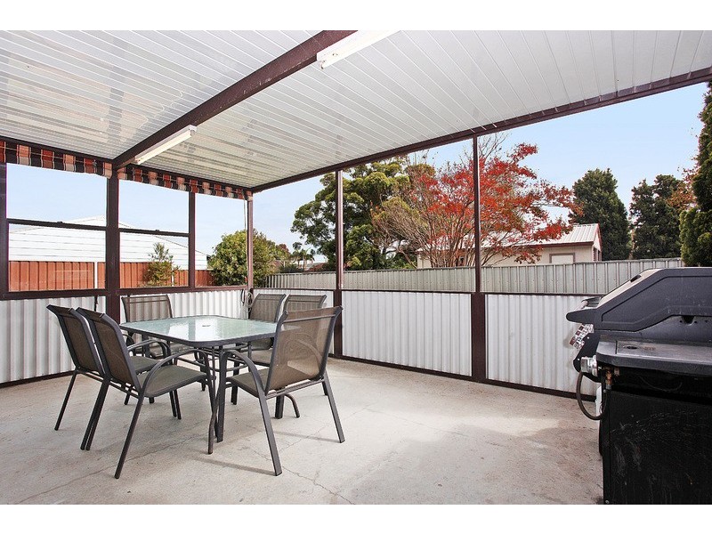 15 Hughes Street, Birmingham Gardens NSW 2287