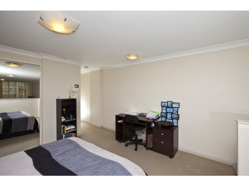9/75 King Street, Newcastle NSW 2300